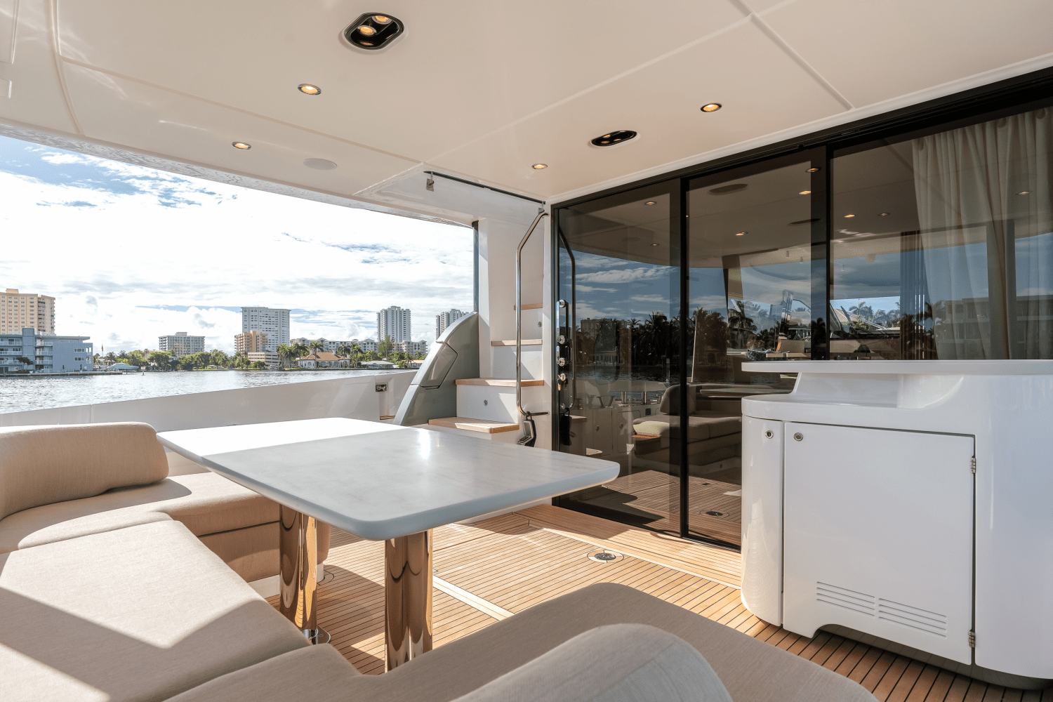 Slide: The Image of Azimut Fly 68 2025 - 47