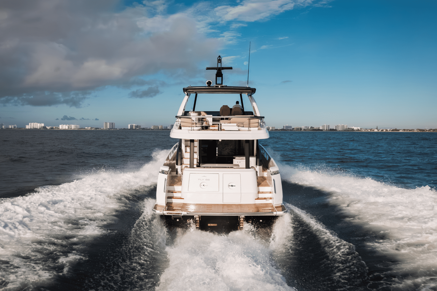 Slide: The Image of Azimut Fly 68 2025 - 5