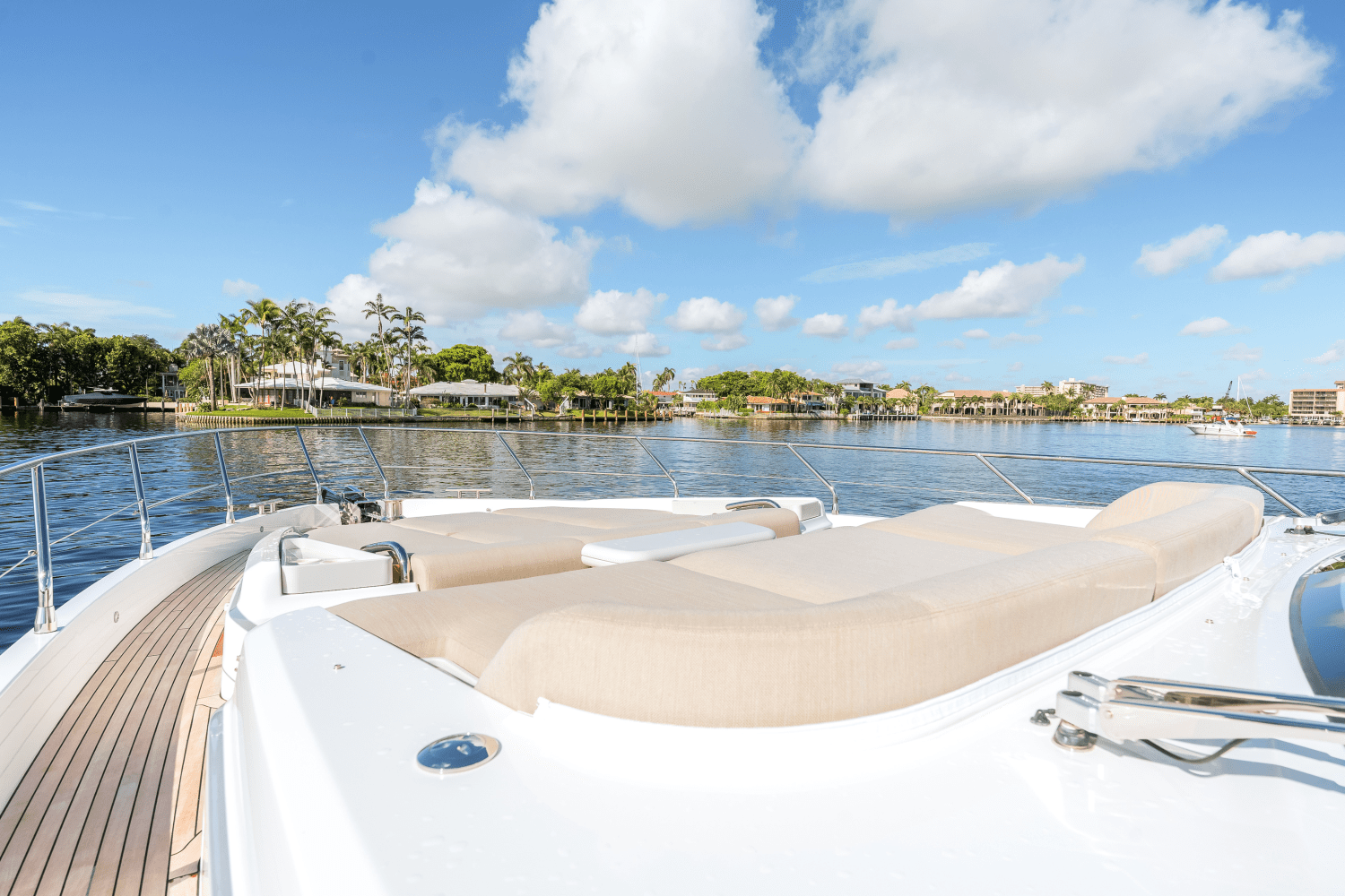 Slide: The Image of Azimut Fly 68 2025 - 50