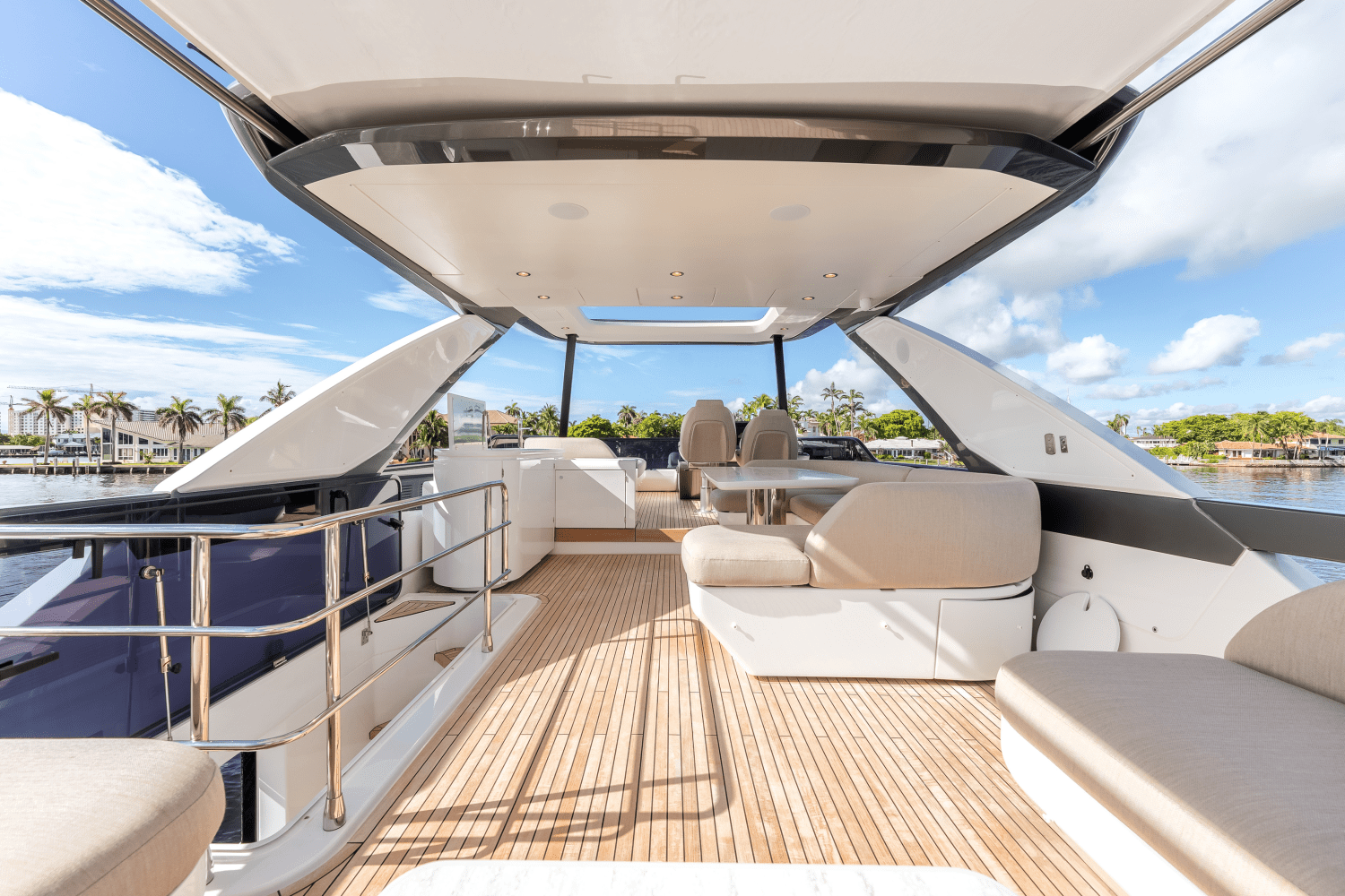 Slide: The Image of Azimut Fly 68 2025 - 54