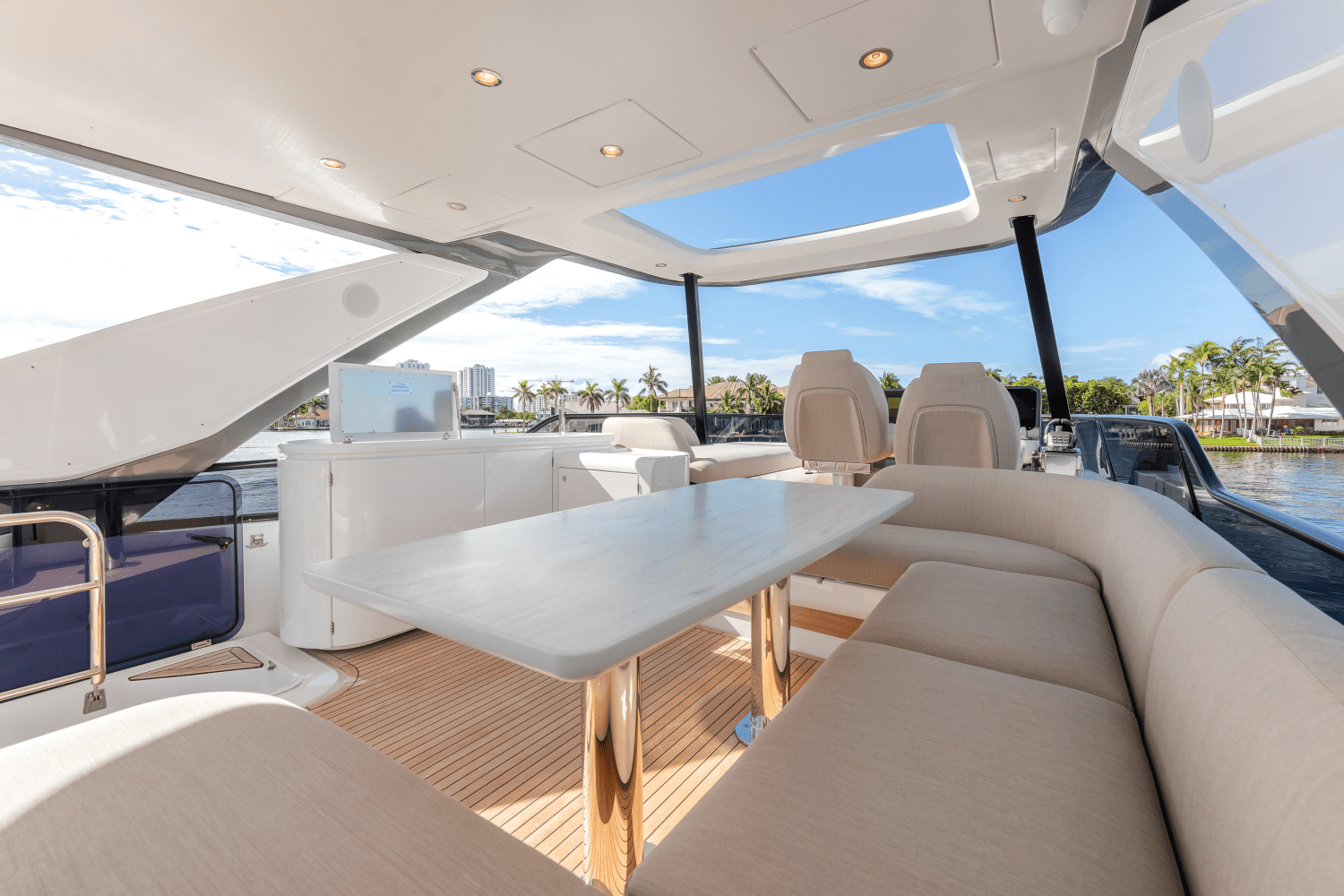 Slide: The Image of Azimut Fly 68 2025 - 57