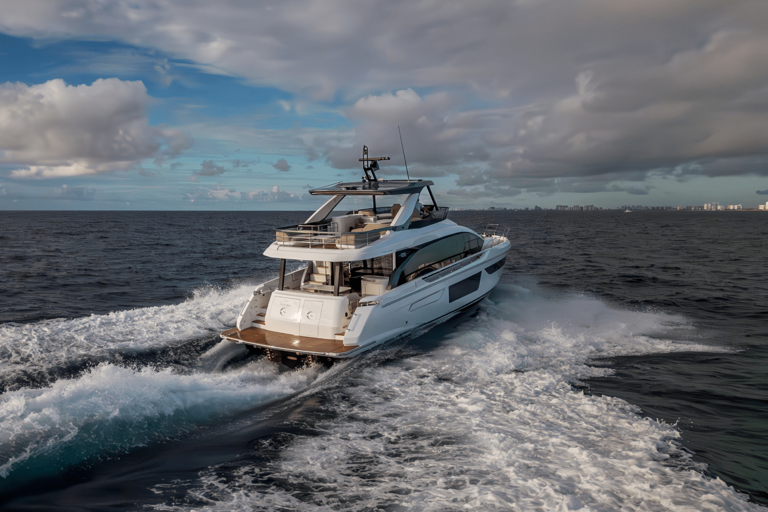 Slide: The Image of Azimut Fly 68 2025 - 6