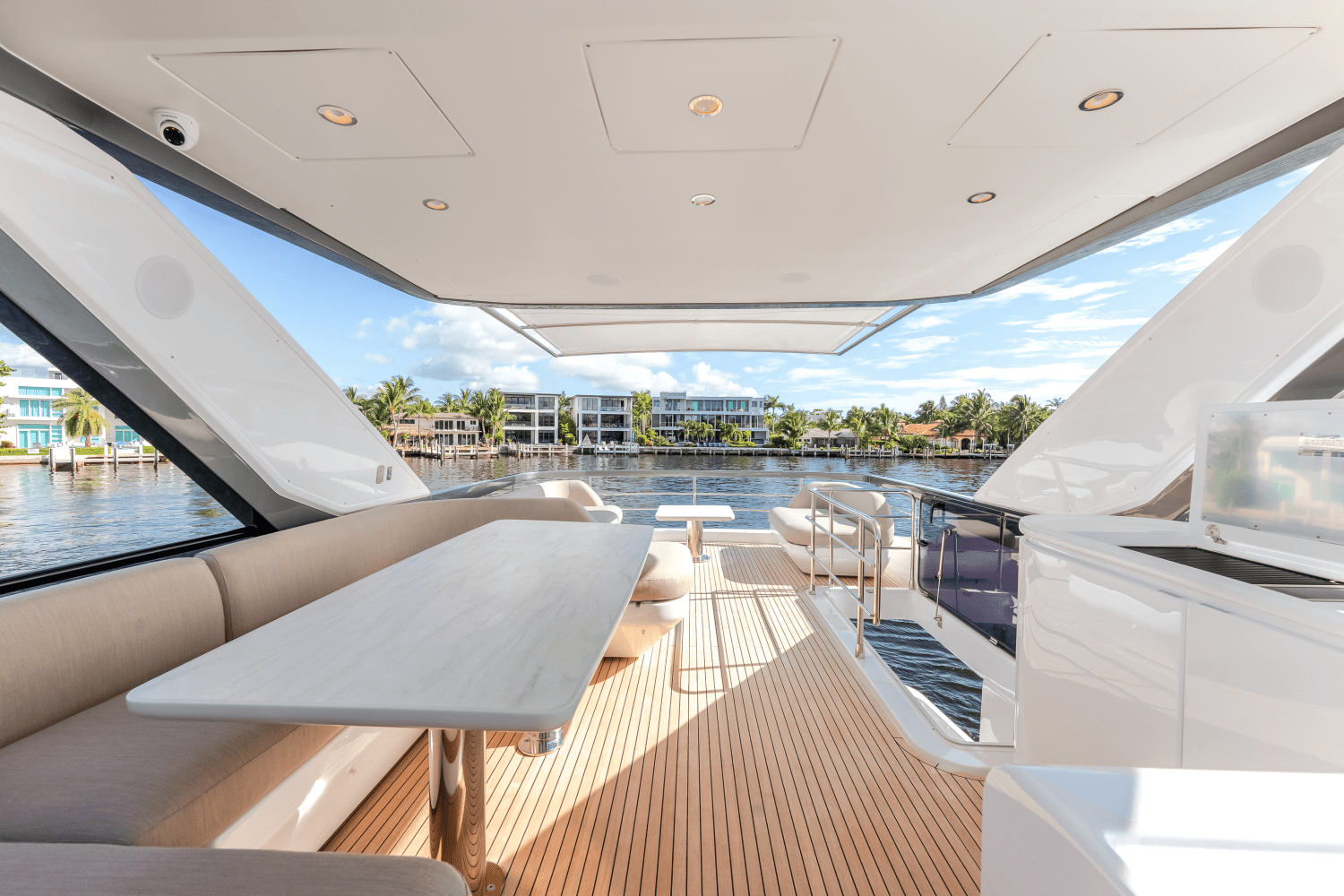 Slide: The Image of Azimut Fly 68 2025 - 62