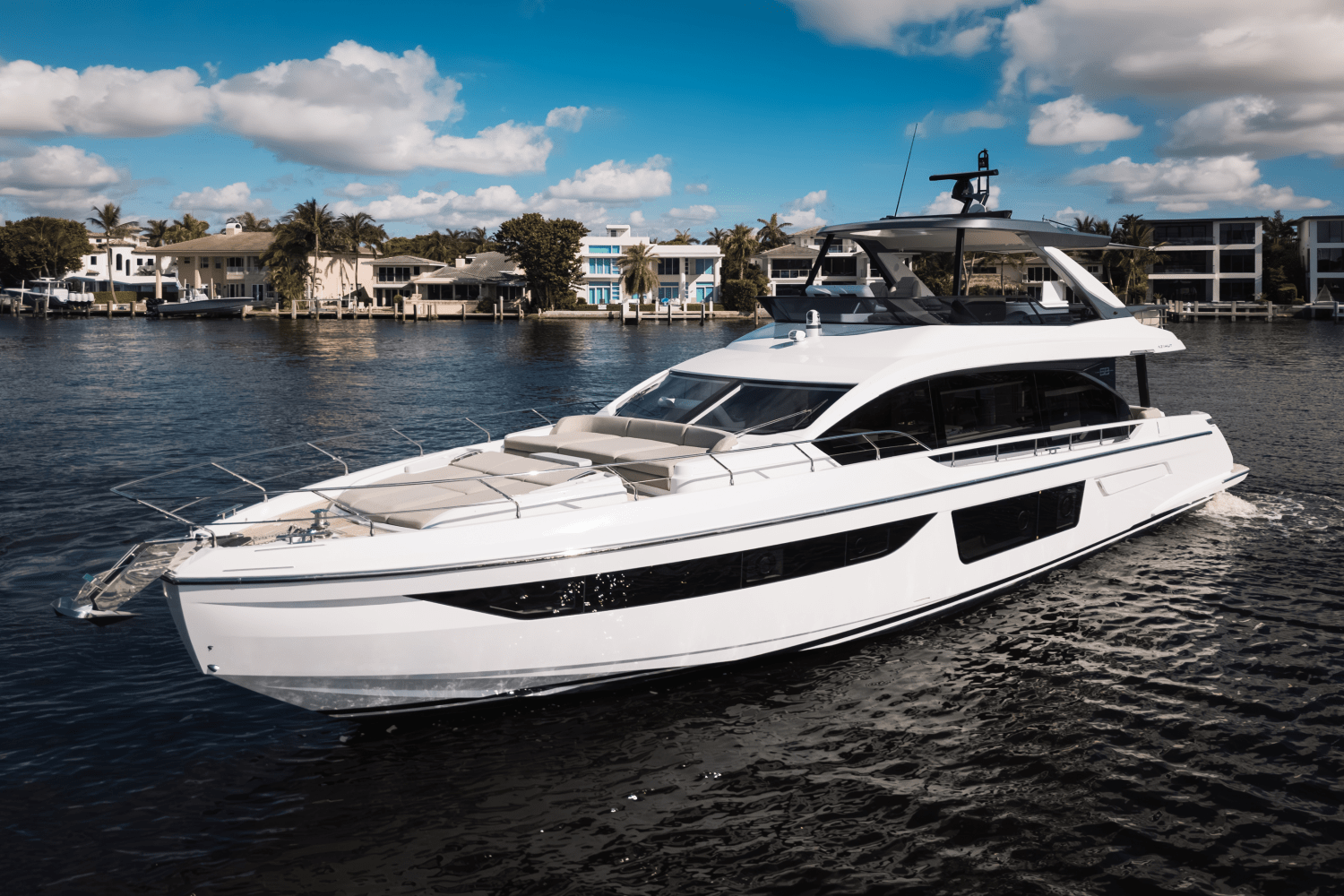 Slide: The Image of Azimut Fly 68 2025 - 8