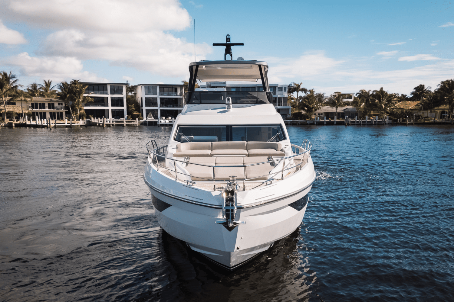 Slide: The Image of Azimut Fly 68 2025 - 9