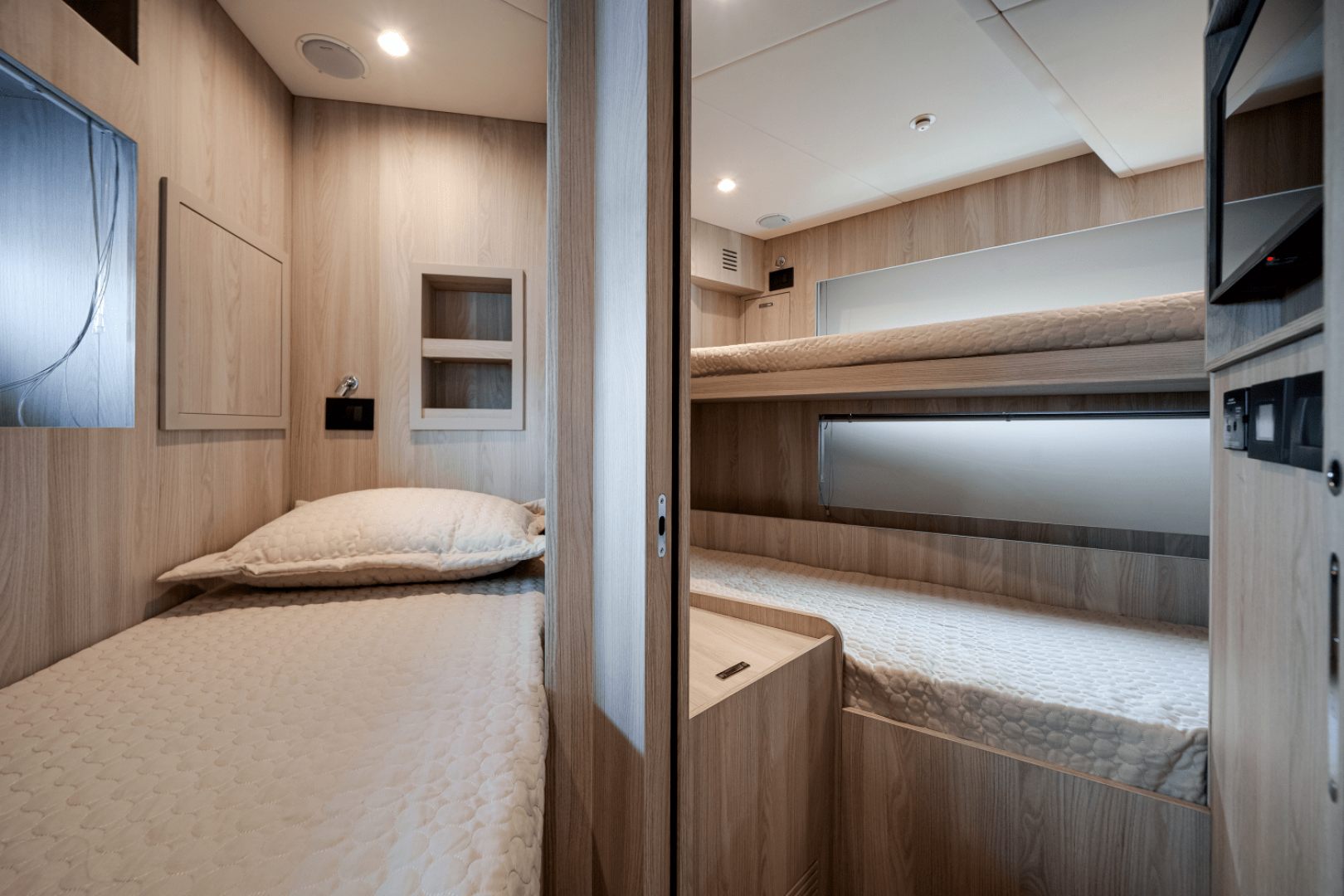 Slide: The Image of Azimut Fly 78 2026 - 5506531