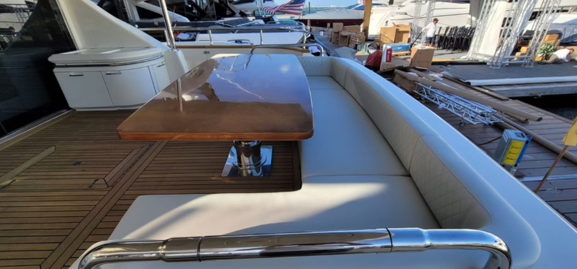 Slide: The Image of Azimut Flybridge 2008 - 3210826