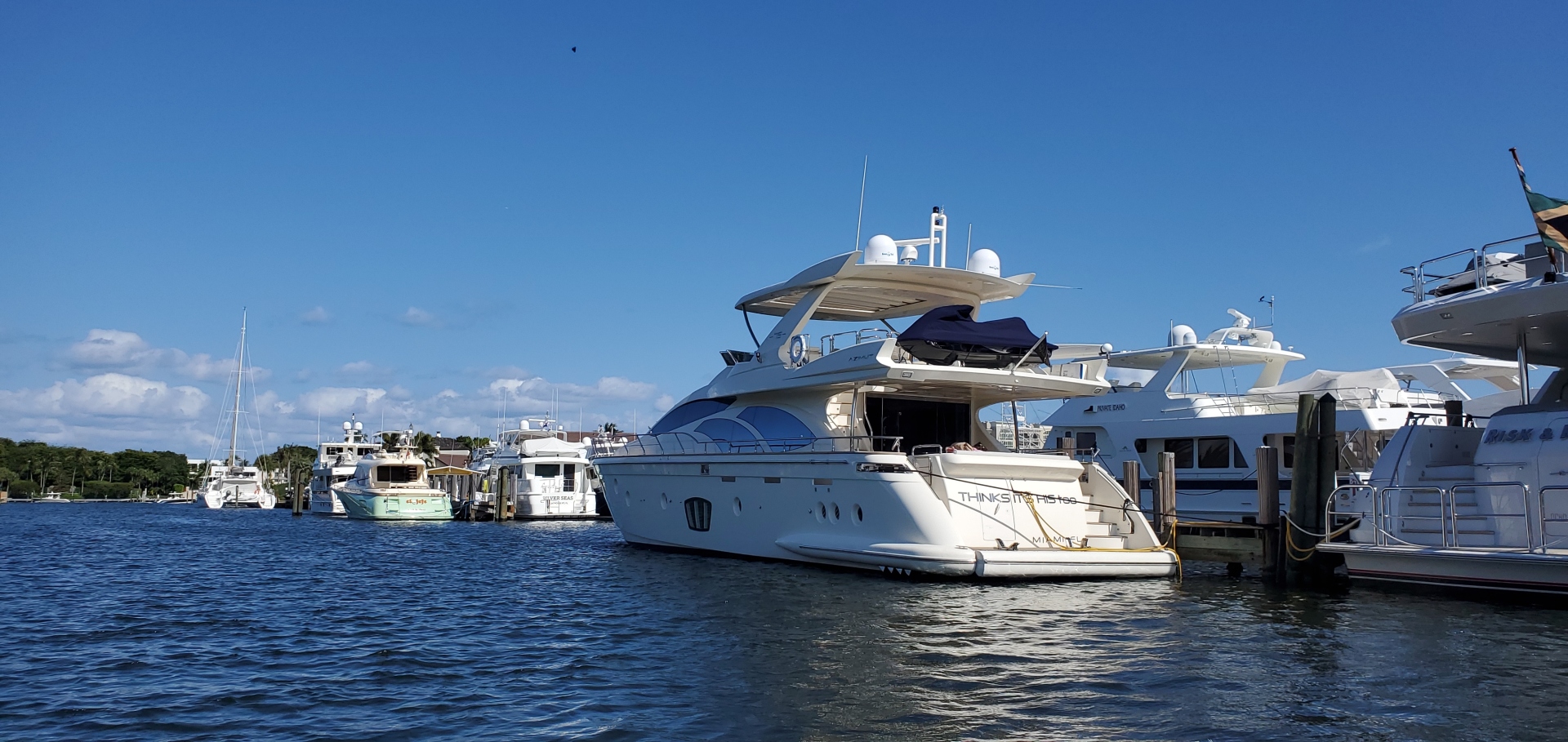 Slide: The Image of Azimut Flybridge 2008 - 3210811