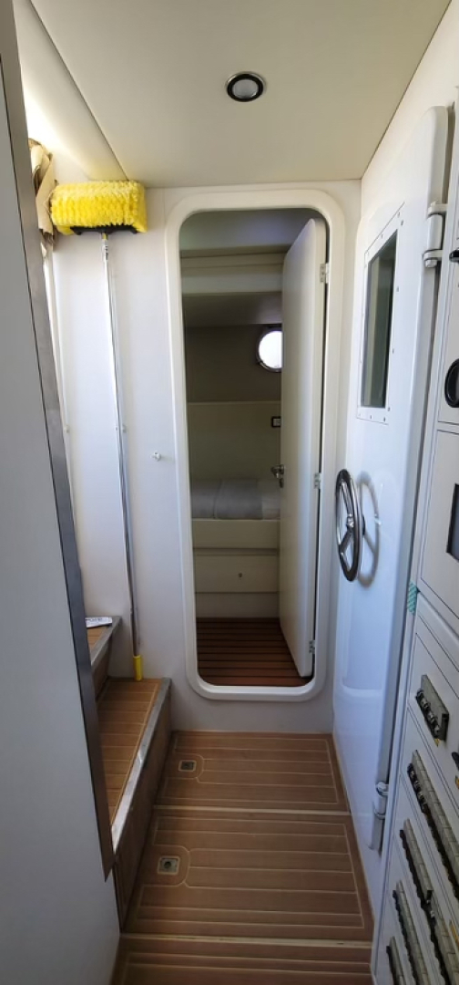 Slide: The Image of Azimut Flybridge 2008 - 3210846