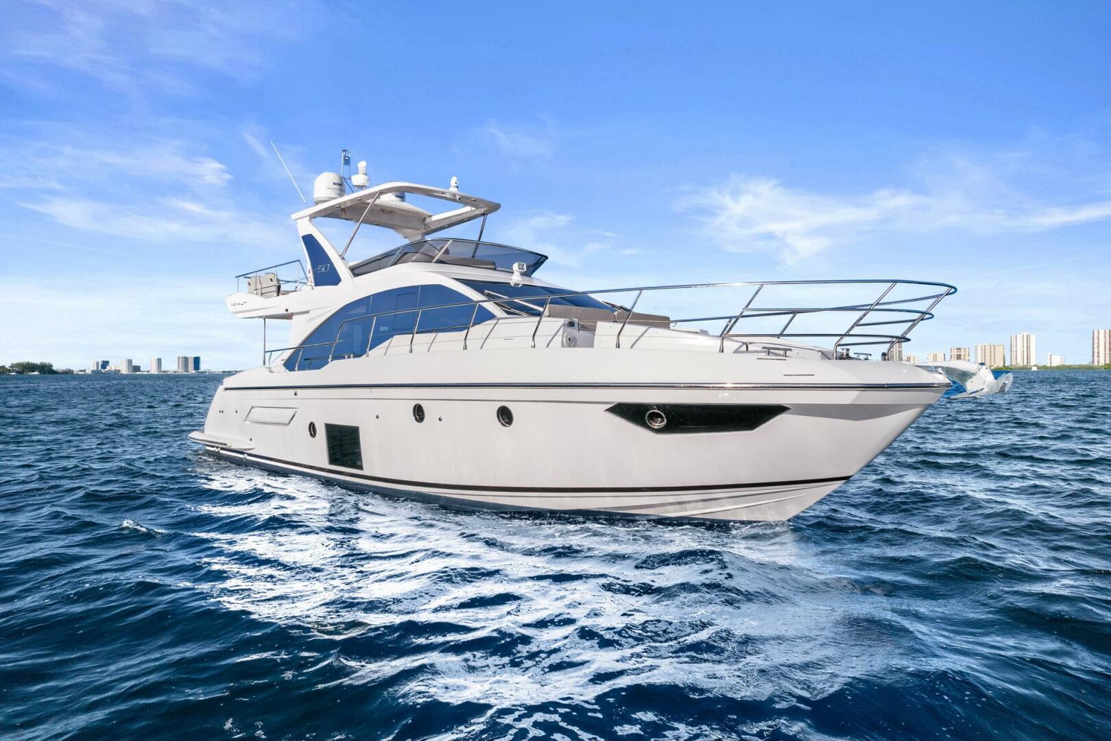 Slide: The Image of Azimut Flybridge 2019 - 5129599