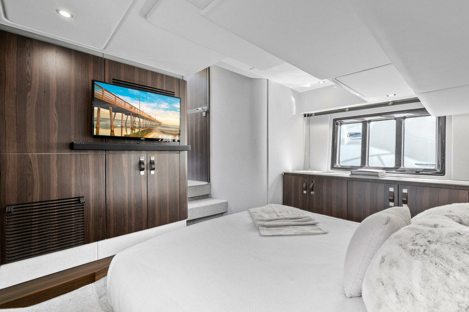 Slide: The Image of Azimut Flybridge 2019 - 5129632
