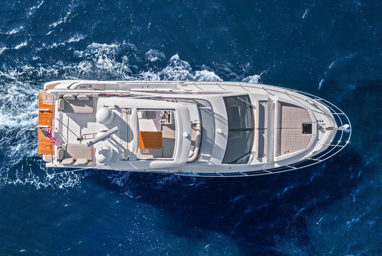 Slide: The Image of Azimut Flybridge 2019 - 5129675