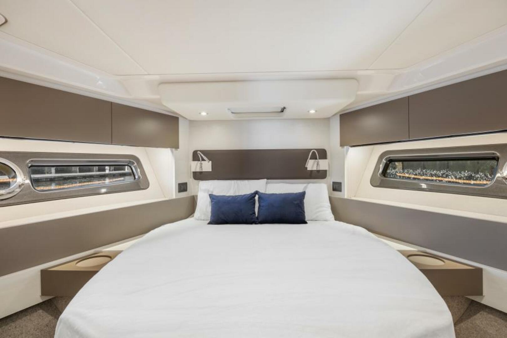 Slide: The Image of Azimut 50 - True North - Stateroom 2021 Azimut 50 Flybridge Motoryacht - True North - 4737026