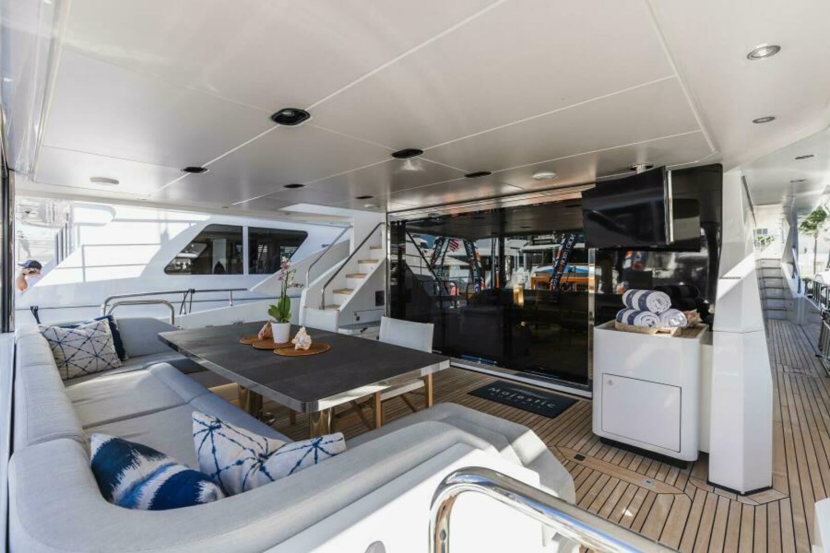 Slide: The Image of Azimut Grande 27 METRI 2019 - 5435309