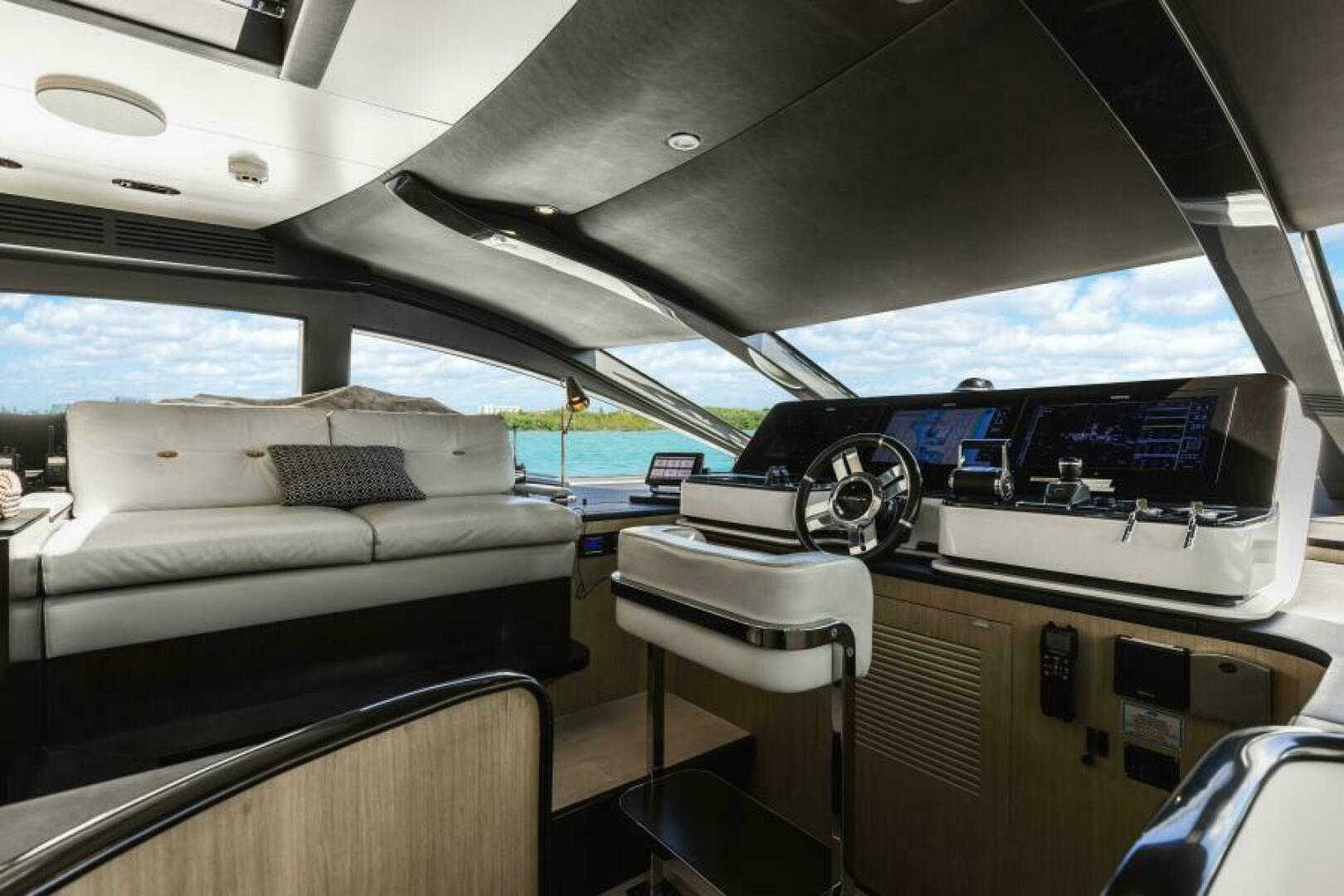 Slide: The Image of Azimut Grande 27 METRI 2019 - 5435327