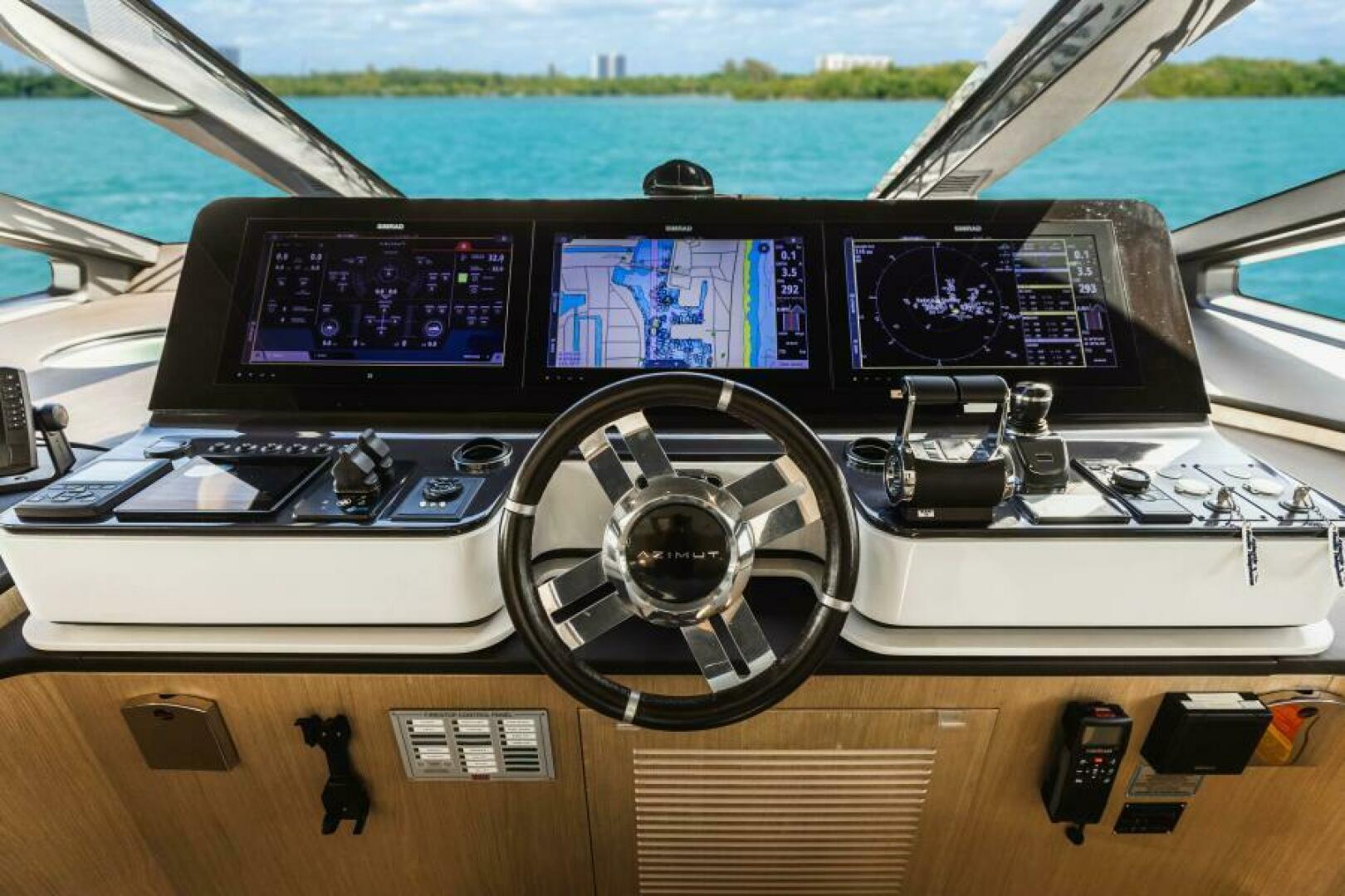 Slide: The Image of Azimut Grande 27 METRI 2019 - 5435329