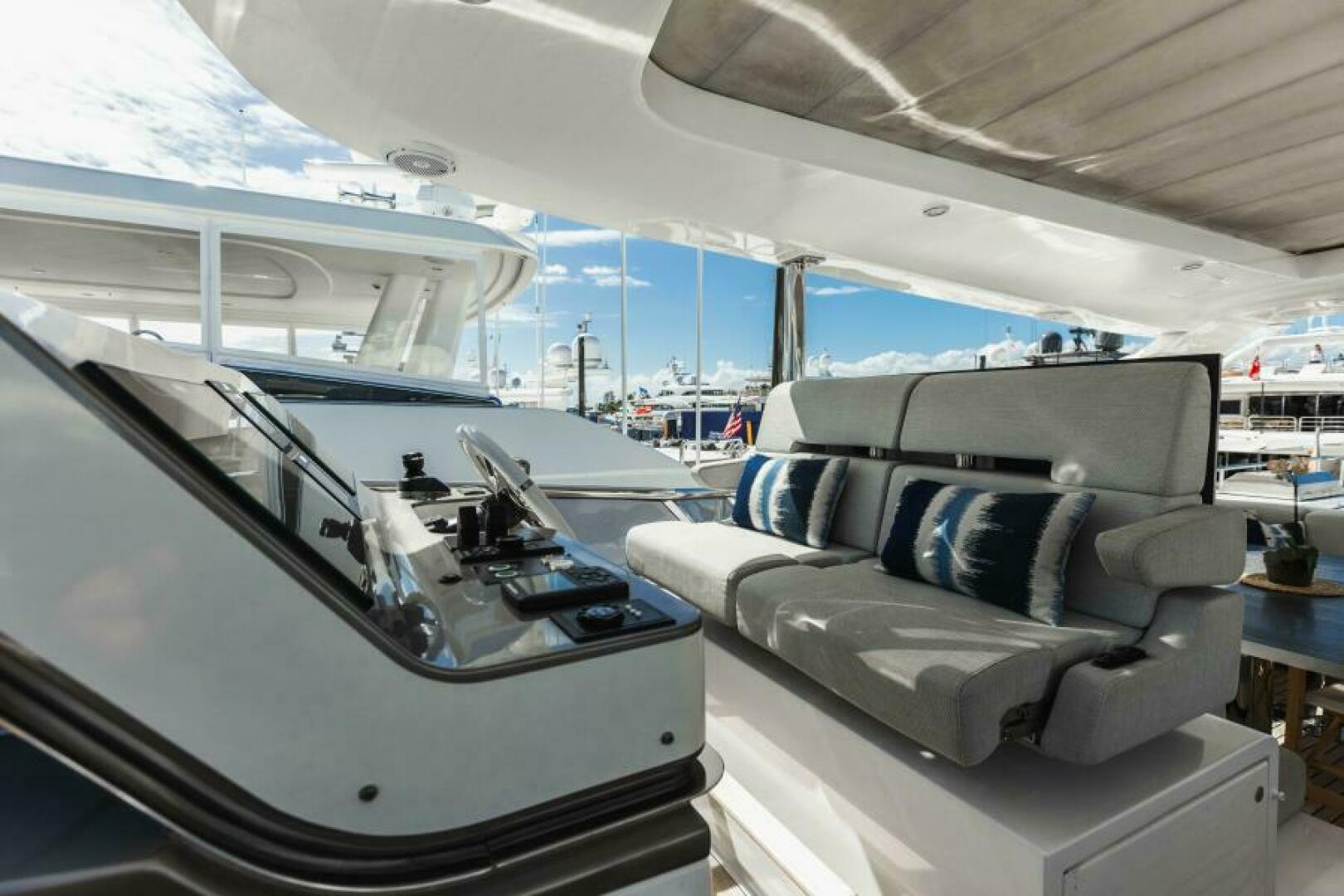 Slide: The Image of Azimut Grande 27 METRI 2019 - 5435354