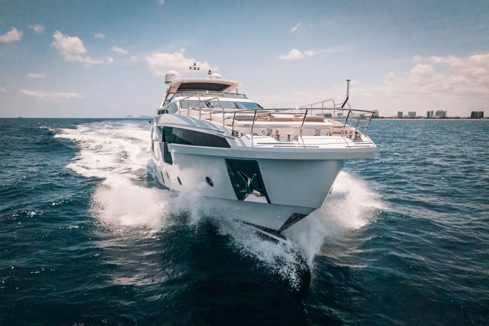 Slide: The Image of Azimut Grande 32M 2025 - 5273801