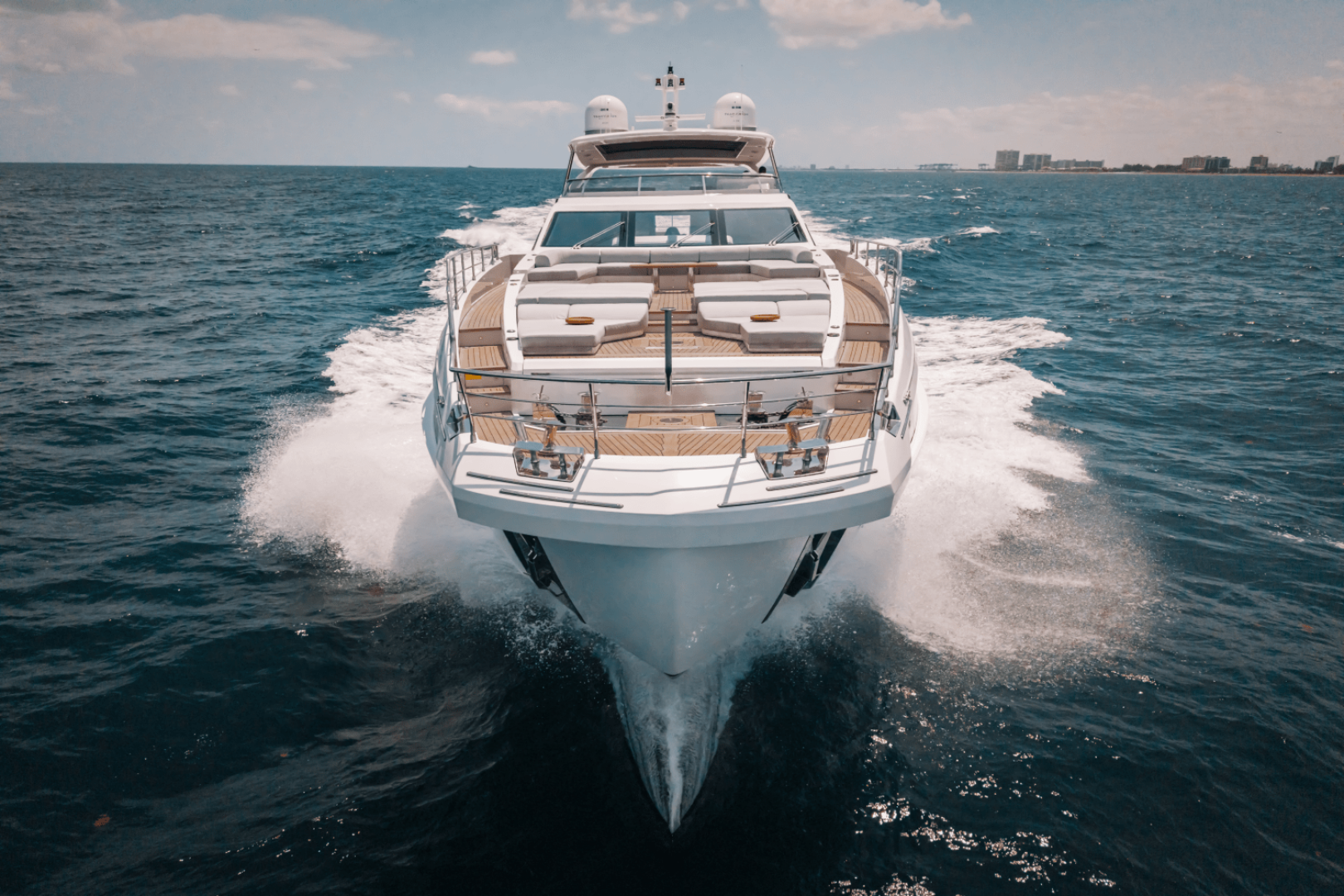 Slide: The Image of Azimut Grande 32M 2025 - 5273803