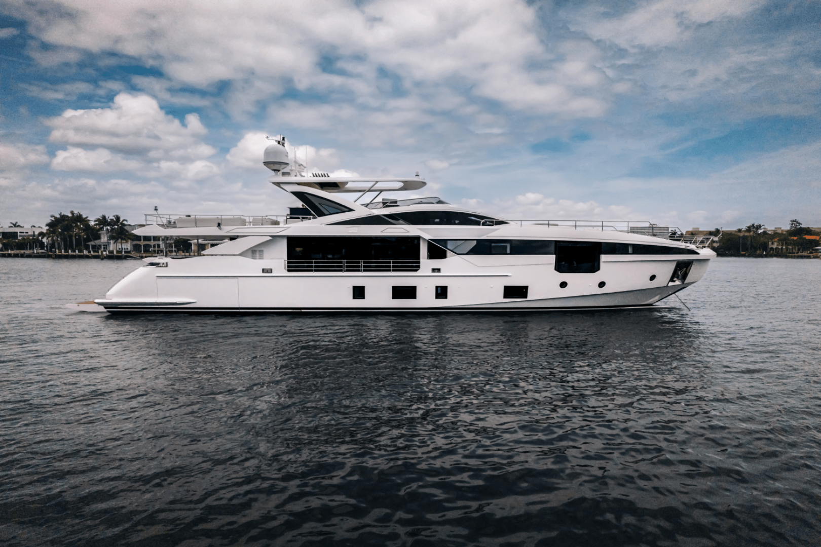 Slide: The Image of Azimut Grande 32M 2025 - 5273812