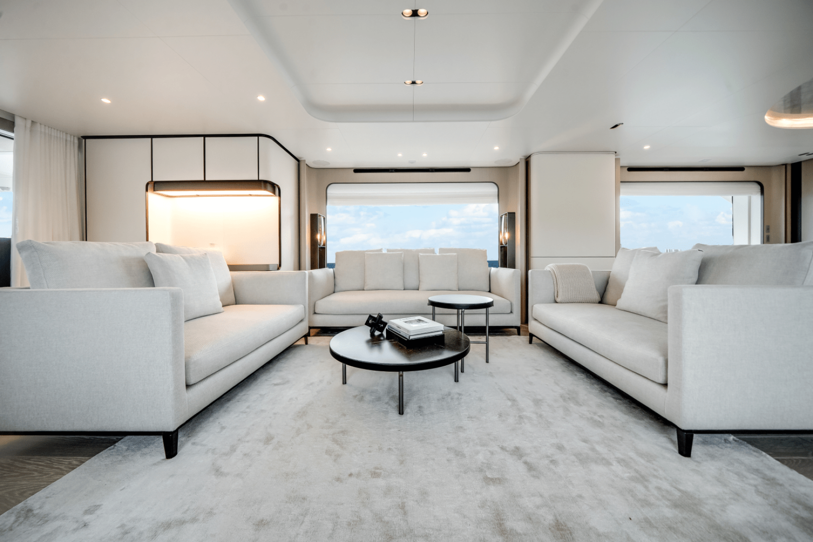 Slide: The Image of Azimut Grande 32M 2025 - 5273825