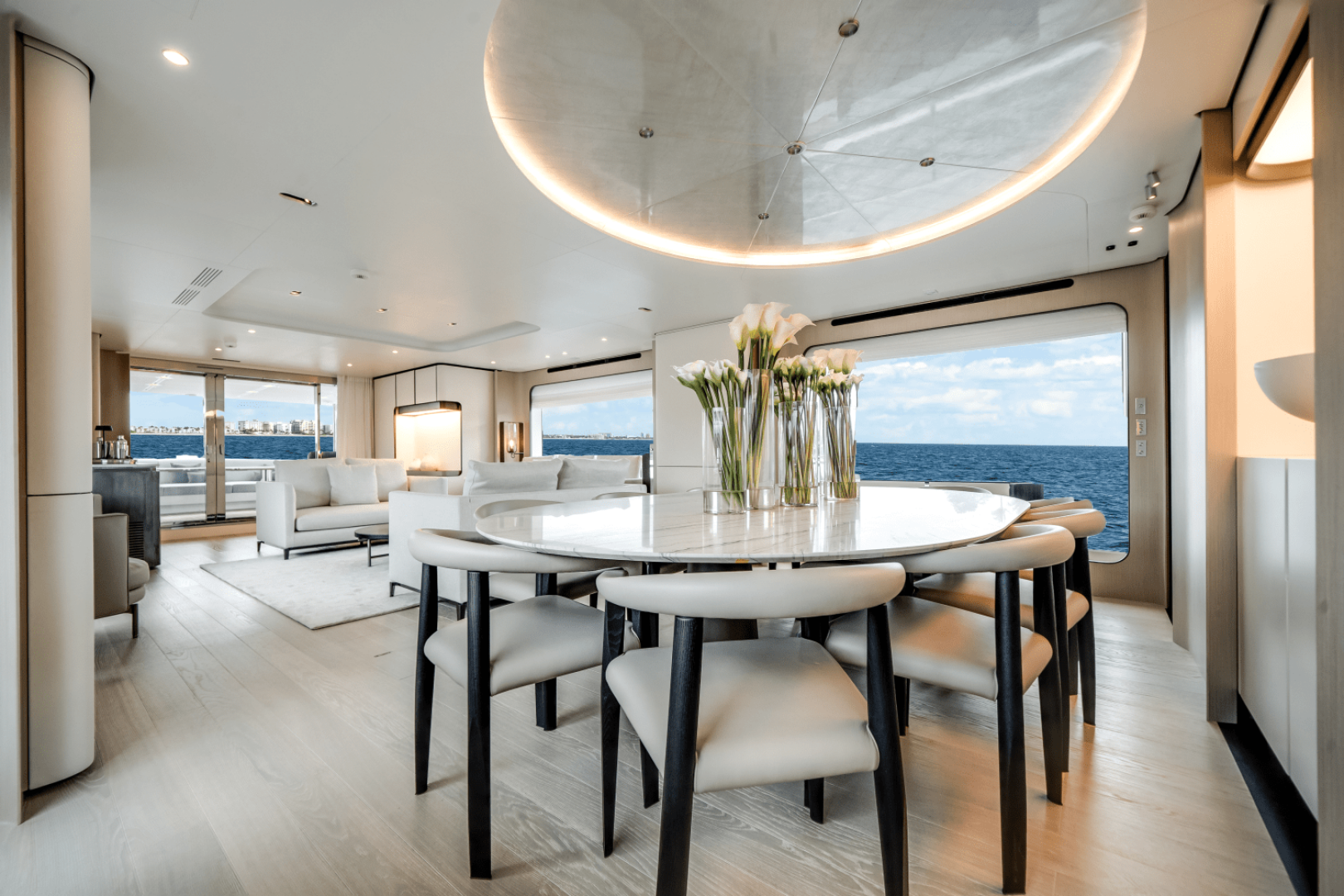 Slide: The Image of Azimut Grande 32M 2025 - 5273833