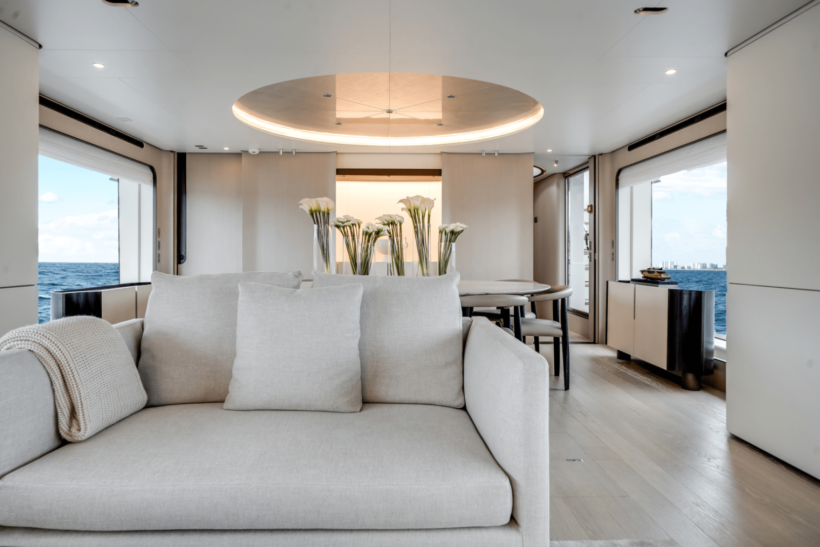 Slide: The Image of Azimut Grande 32M 2025 - 5273834