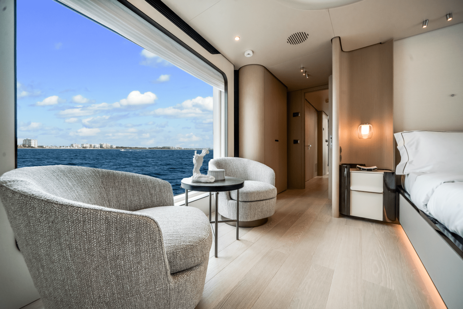 Slide: The Image of Azimut Grande 32M 2025 - 5273838