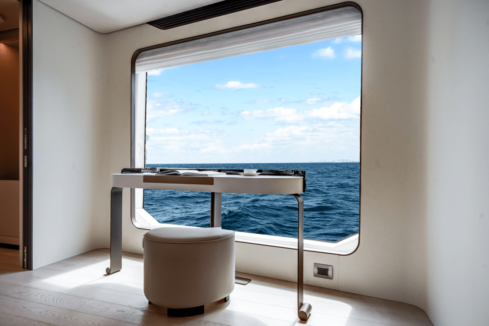 Slide: The Image of Azimut Grande 32M 2025 - 5273840