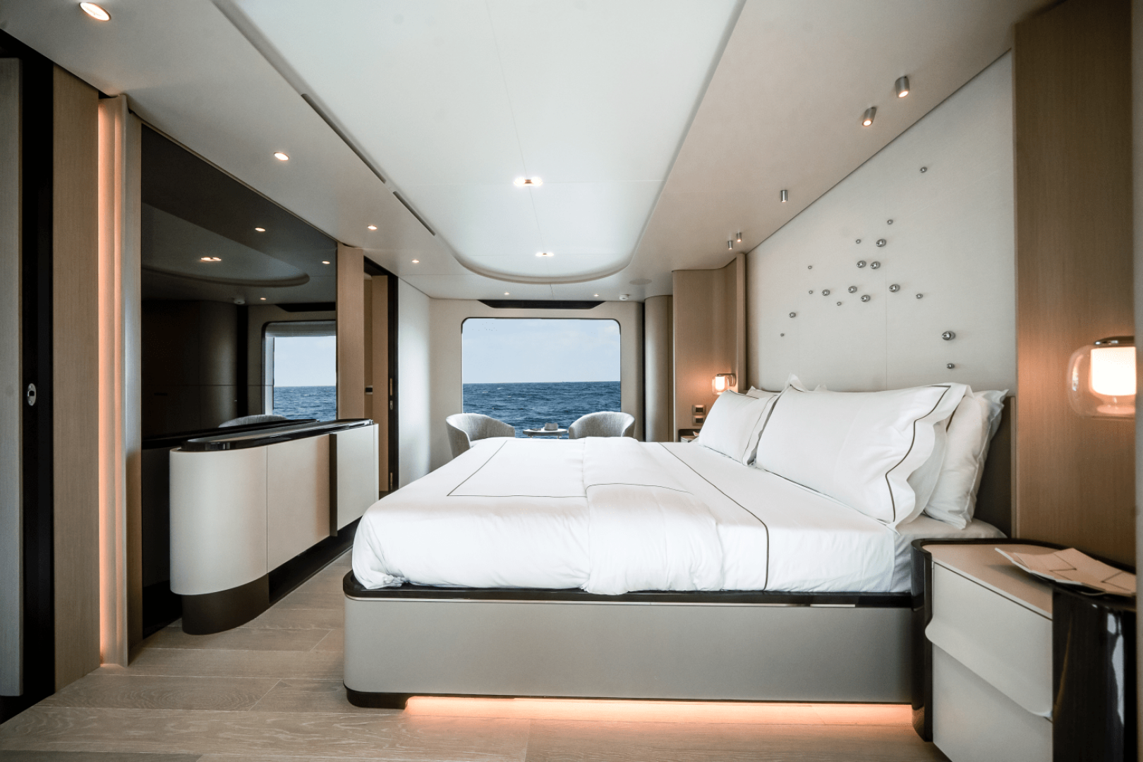 Slide: The Image of Azimut Grande 32M 2025 - 5273844