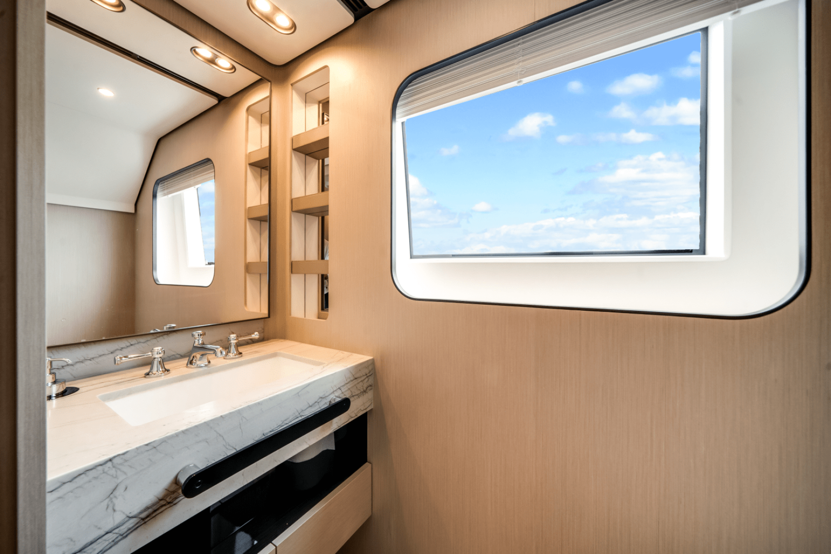 Slide: The Image of Azimut Grande 32M 2025 - 5273853