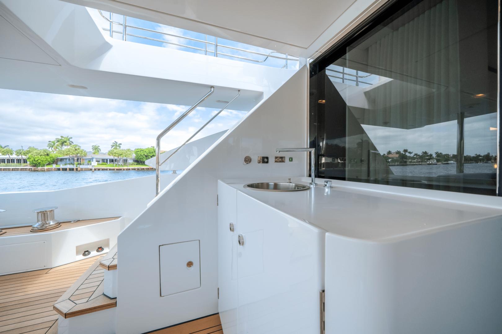 Slide: The Image of Azimut Grande 32M 2025 - 5273858