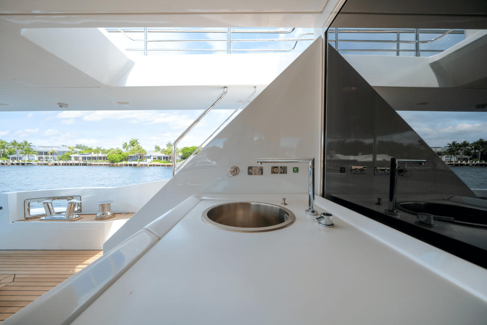Slide: The Image of Azimut Grande 32M 2025 - 5273859