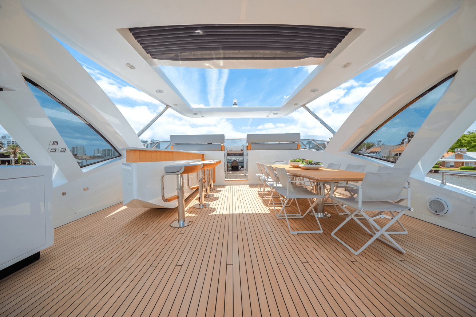 Slide: The Image of Azimut Grande 32M 2025 - 5273870