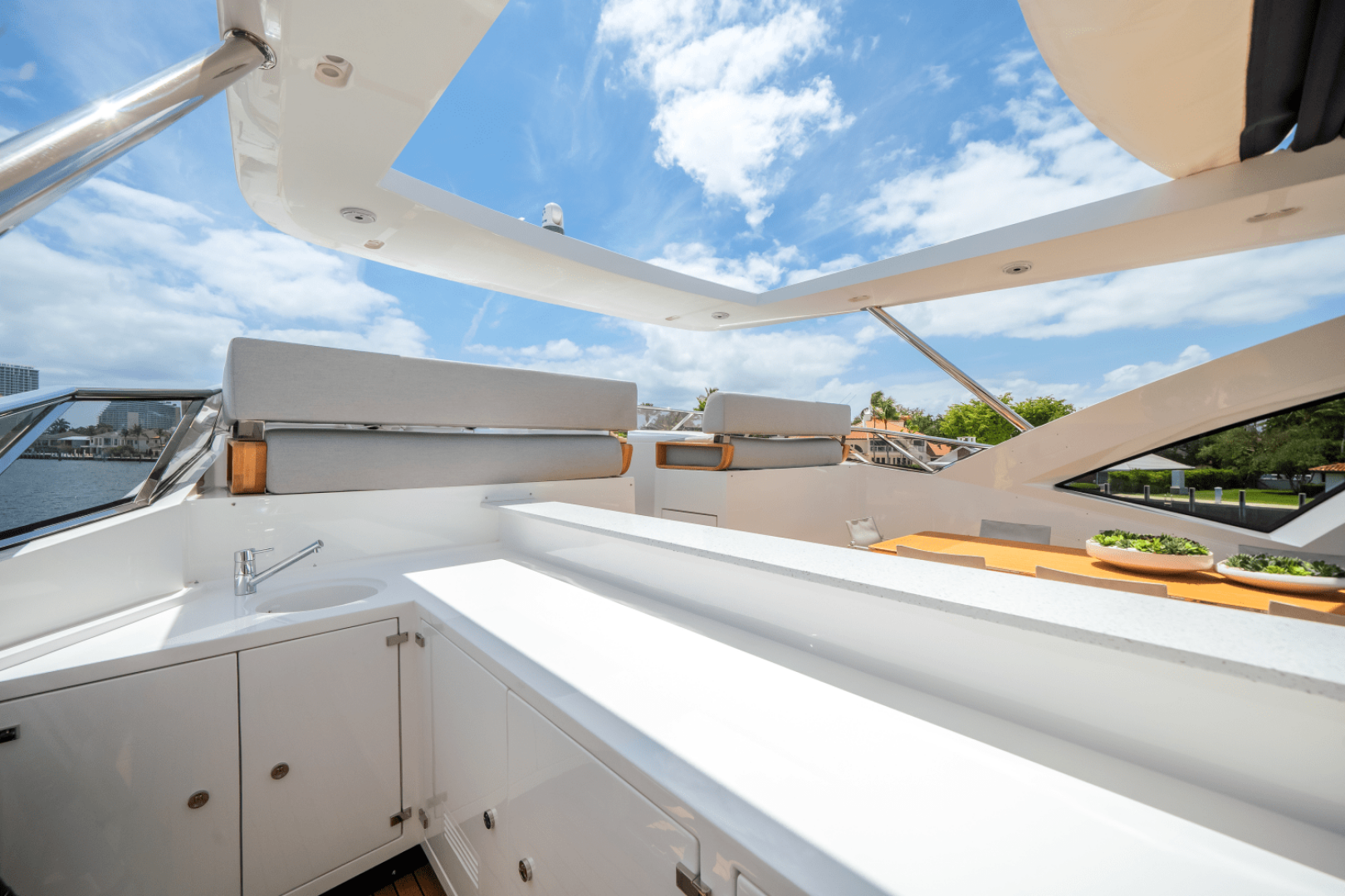 Slide: The Image of Azimut Grande 32M 2025 - 5273872
