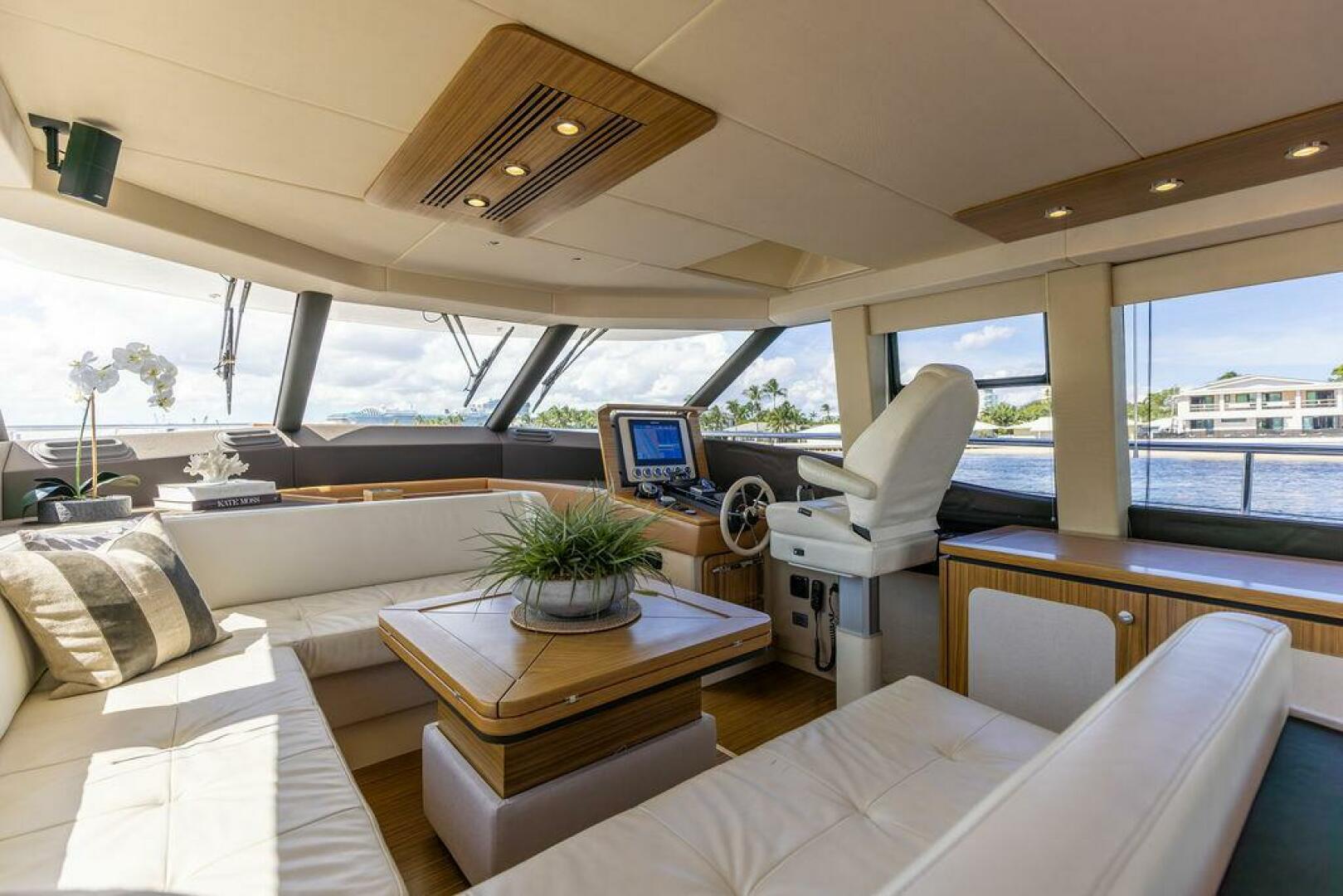 Slide: The Image of Azimut Magellano 53 2017 - 10