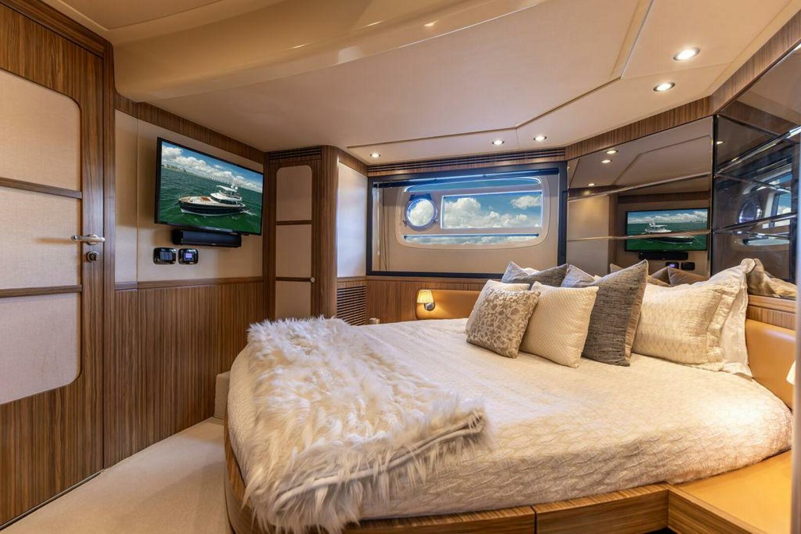 Slide: The Image of Azimut Magellano 53 2017 - 18