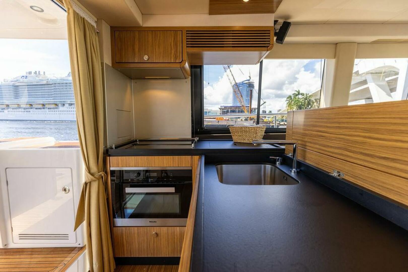 Slide: The Image of Azimut Magellano 53 2017 - 6