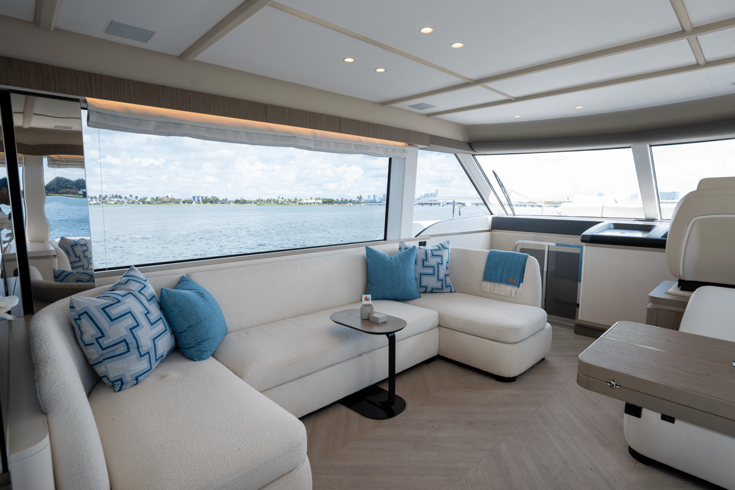 Slide: The Image of Azimut Magellano 60 2025 - 42