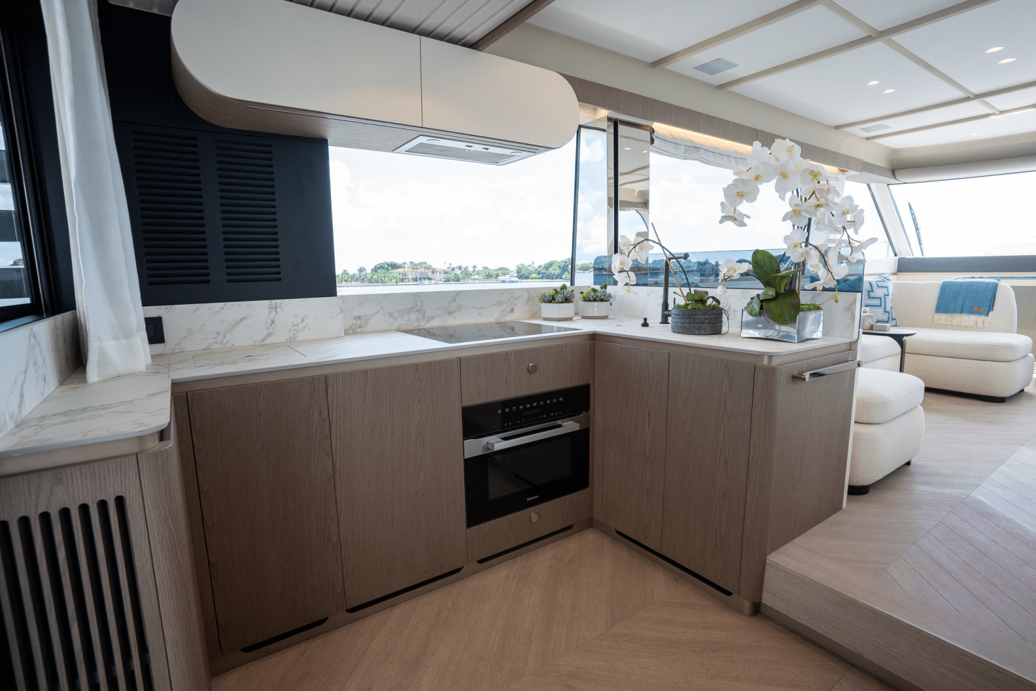 Slide: The Image of Azimut Magellano 60 2025 - 44