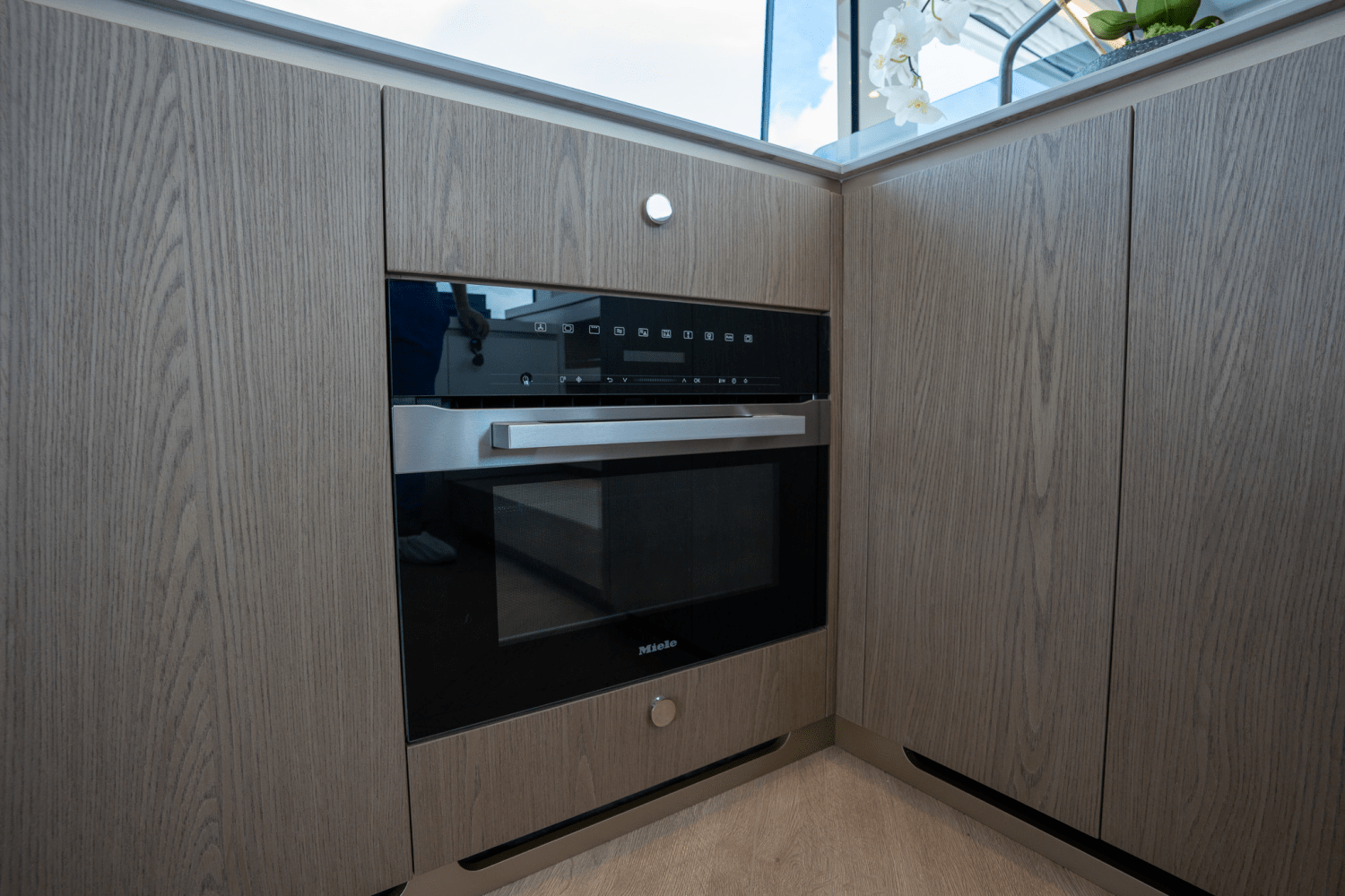 Slide: The Image of Azimut Magellano 60 2025 - 45