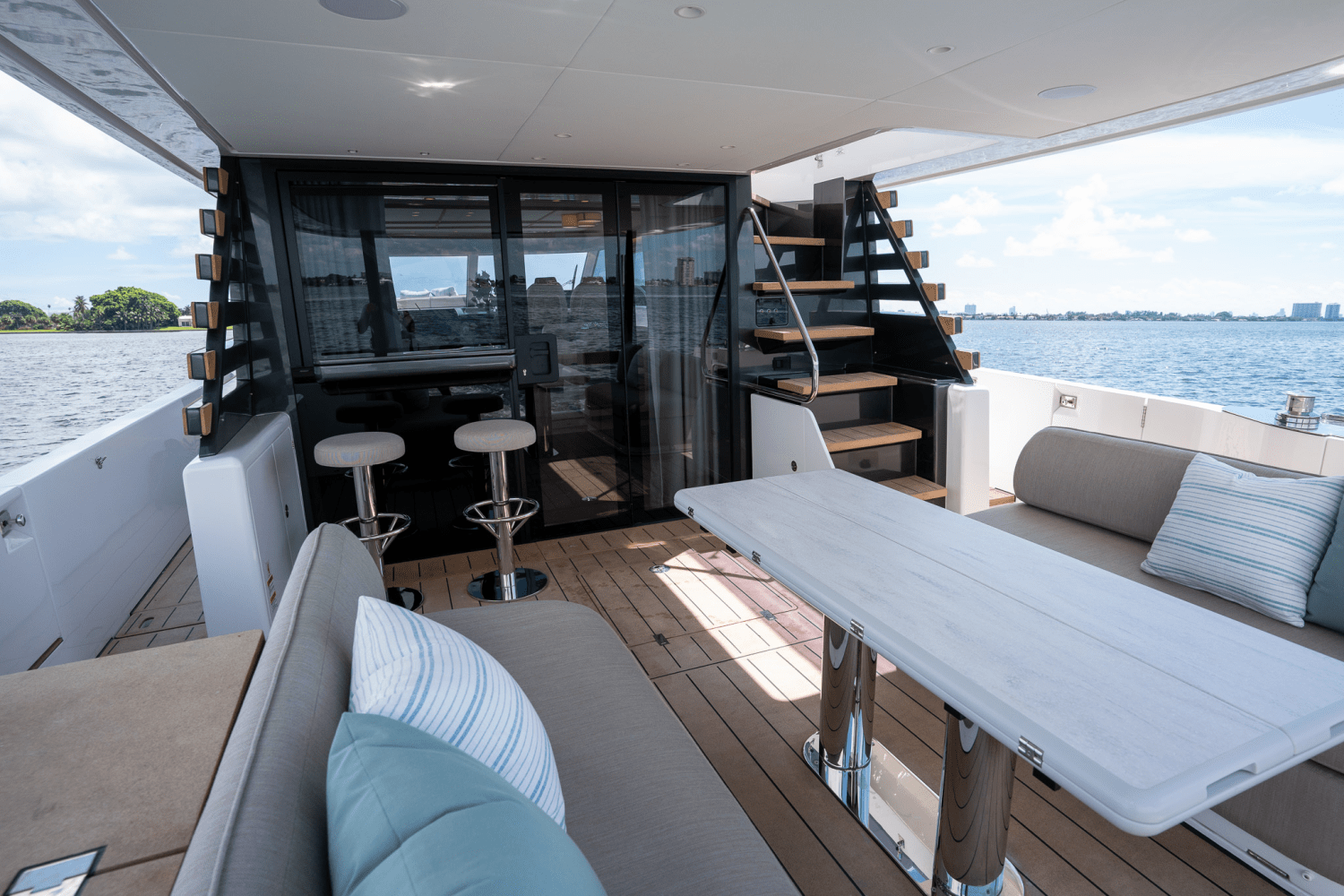 Slide: The Image of Azimut Magellano 60 2025 - 55