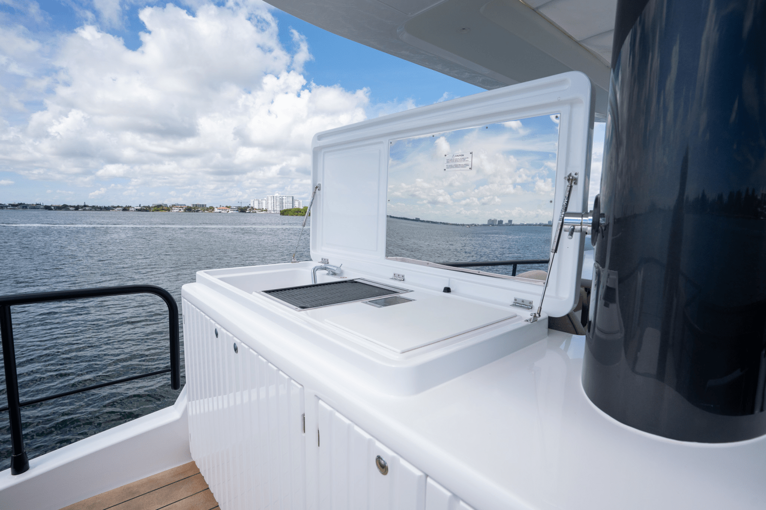 Slide: The Image of Azimut Magellano 60 2025 - 66