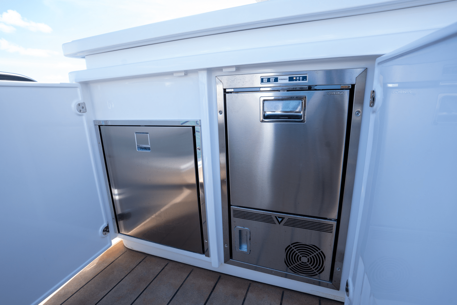 Slide: The Image of Azimut Magellano 60 2025 - 68