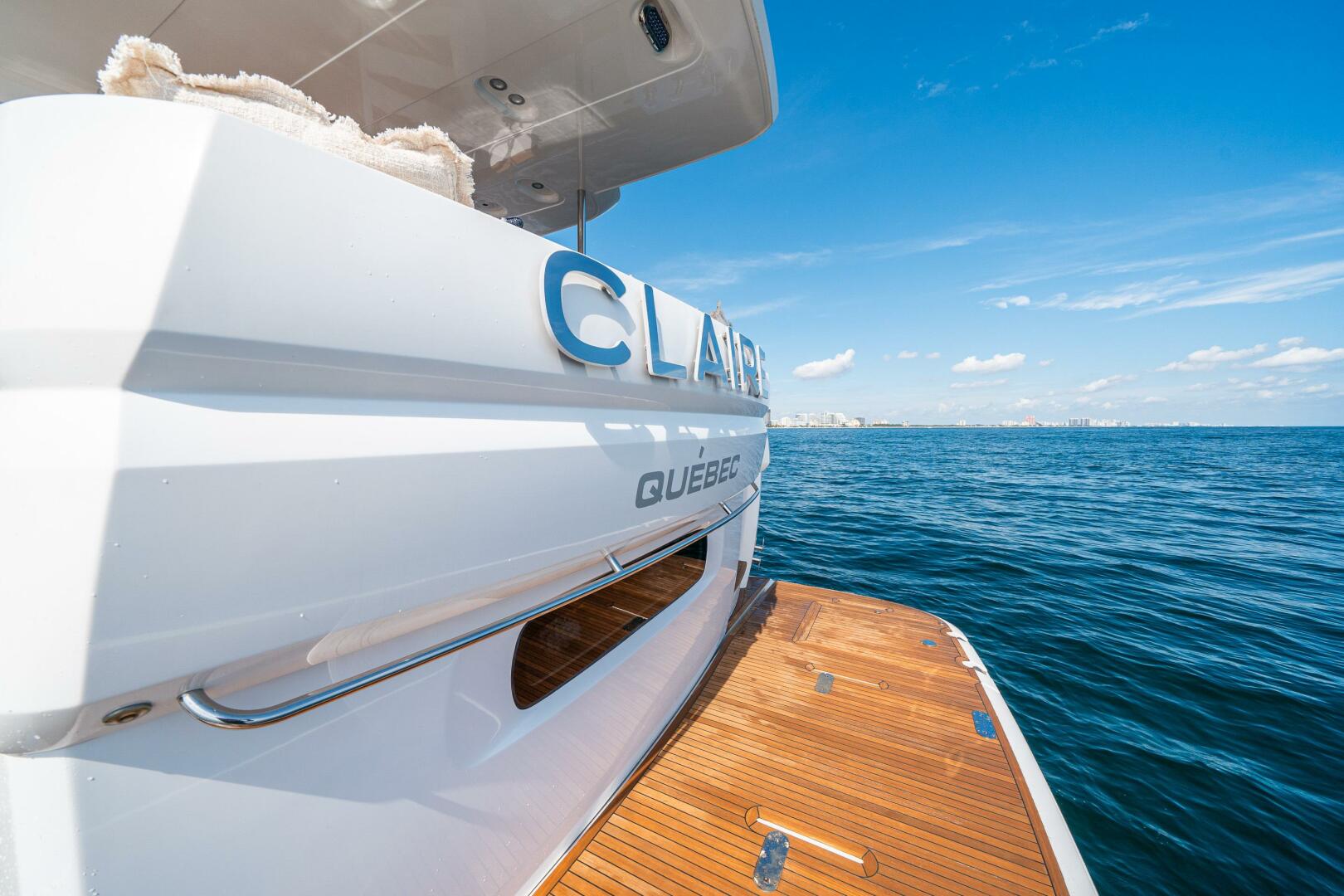 Slide: The Image of Azimut Magellano 66 2018 - 10