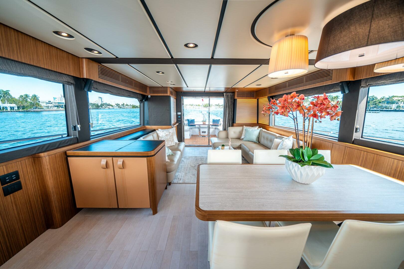 Slide: The Image of Azimut Magellano 66 2018 - 21