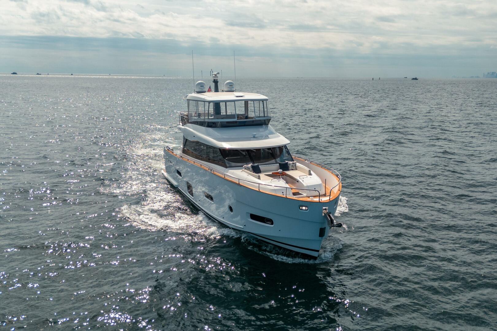 Slide: The Image of Azimut Magellano 66 2018 - 3