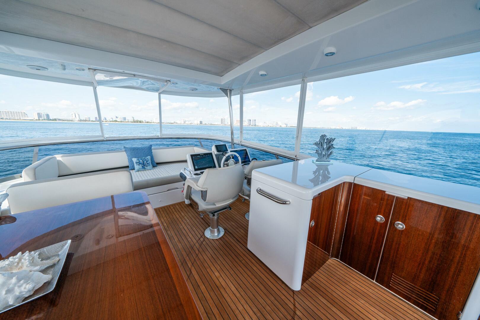 Slide: The Image of Azimut Magellano 66 2018 - 49