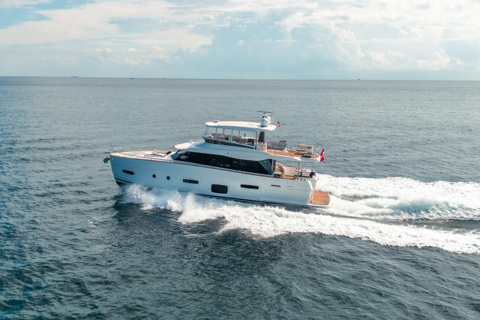 Slide: The Image of Azimut Magellano 66 2018 - 5