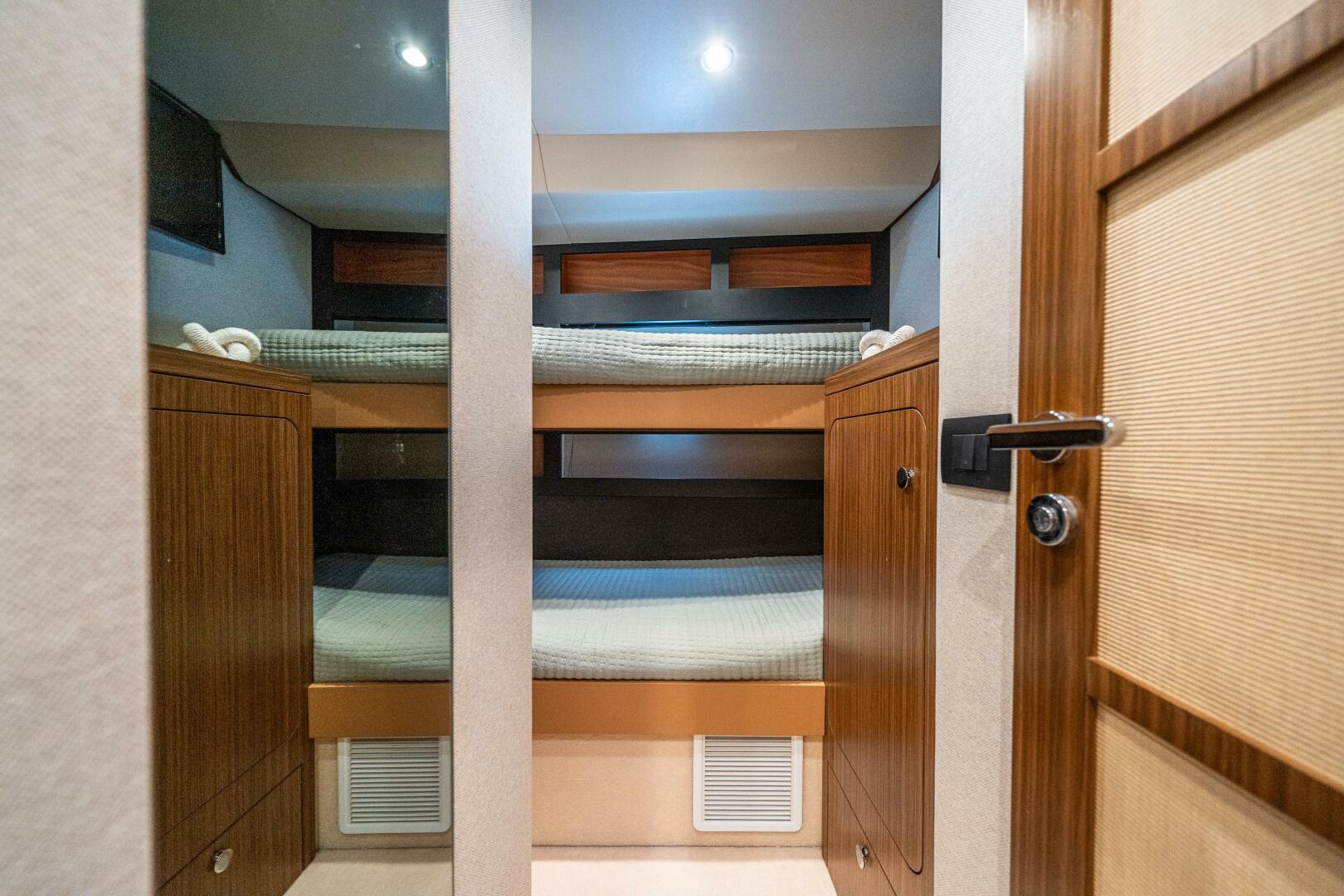 Slide: The Image of Azimut Magellano 66 2018 - 54